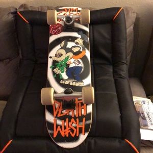 VINTAGE 2009 DEATHWISH JIM GRECO DEATH TOON DECK, 8" x 31.5" COMPLETE. R…